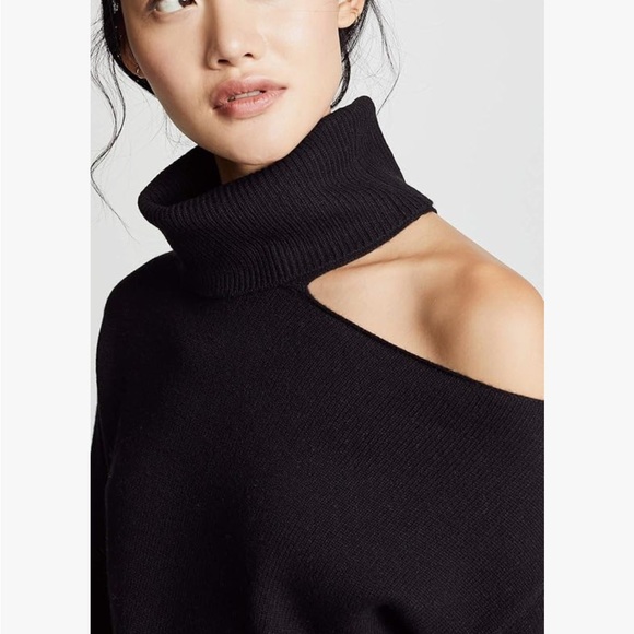 PAIGE Women's Deep Burgundy Raundi Turtleneck Sweater 70% wool